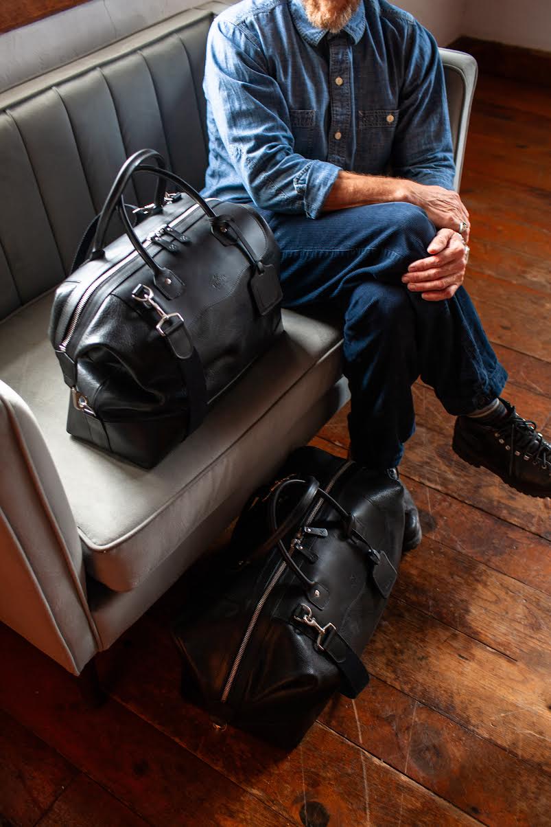 No. 642 Small Carryall, Black Leather