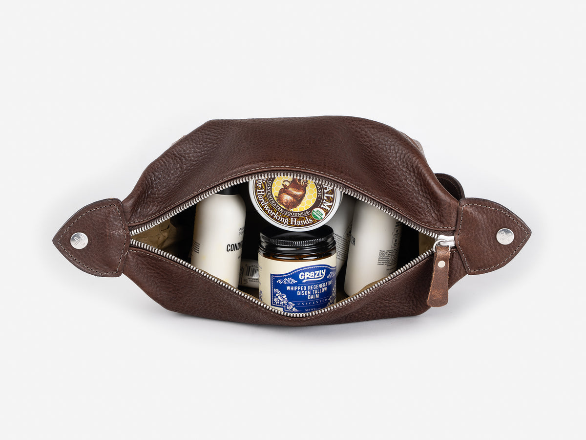 No. 644 Carryall Toiletry Bag, Brown