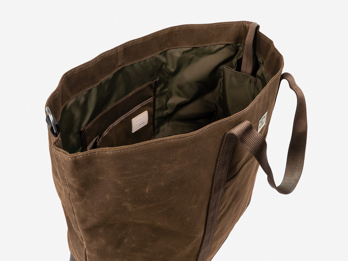 No. 674 Large East West Tote, Brush Brown