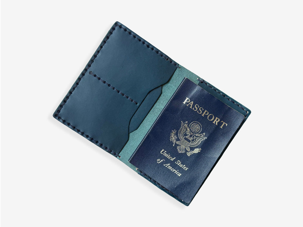No. 153-GD Passport Case Bear, Navy